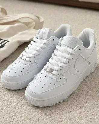 Nike Air Force 1 bianco taglia 38 nuove