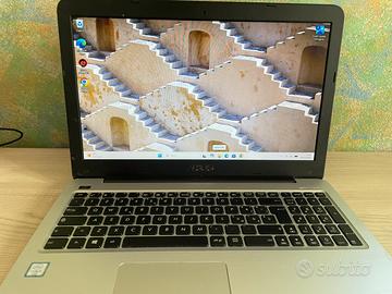 Notebook ASUS Vivobook X556 I5 500Gb SSD