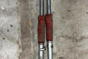 Forcelle e forcellone originali Yamaha XTZ 660 ‘92