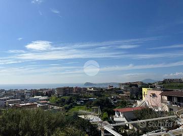 4 LOCALI A MONTE DI PROCIDA