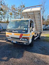 Isuzu Q 75.3 ribaltabile trilaterale