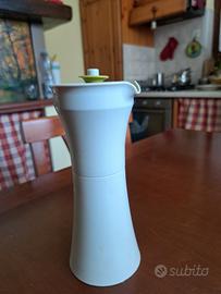 oliera Tupperware