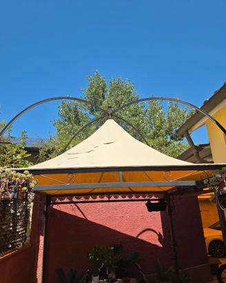 Gazebo da ristrutturare per esterno