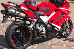 Honda vfr 800 vtec