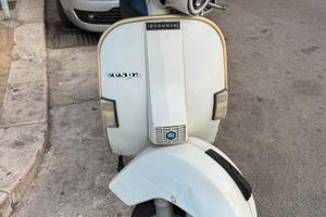 Vespa p200E anni 70