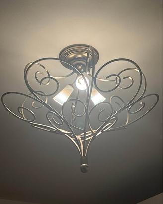 Lampadario in ferro battuto – 30 €