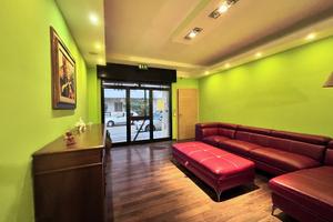 LOCALE COMMERCIALE - 86 m² - PIANO TERRA