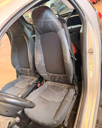 SEDILI SMART FORTWO 451