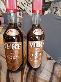 bottiglie vintage anni 70/80- cynar + Very Cora 