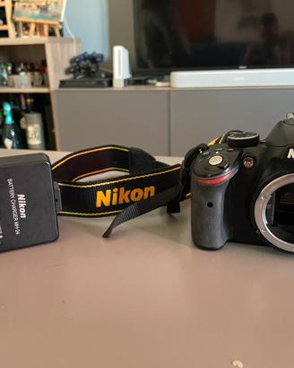 Nikon D3200 obiettivo 18:55+borsa amazon