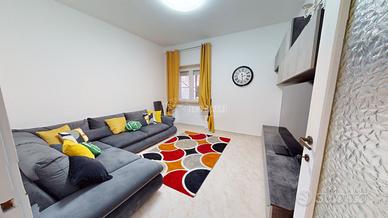 AMPIO TRILOCALE RISTRUTTURATO CON TERRAZZO E DOPPI