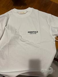 T-shirt Essentials fear of god