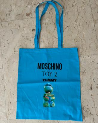 Borsa Moschino in cotone per lancio nuovo profumo