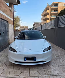 Tesla Model 3 RWD Highland 2024