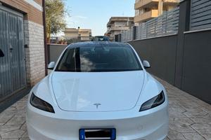 Tesla Model 3 RWD Highland 2024