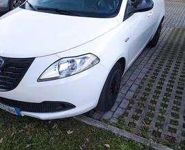 LANCIA Ypsilon - 2015 gpl