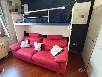 letto alto scorrevole salva spazio Doimo e divano
