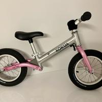 Super bici senza pedali  leggerissima come nuova