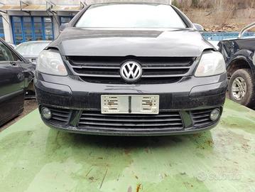 Paraurti ant VOLKSWAGEN GOLF 5 PLUS 2006