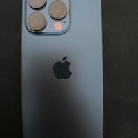 Iphone 15 pro blu titanio