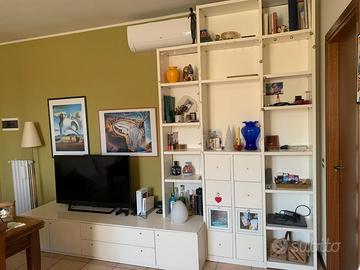 Libreria con cassettiera