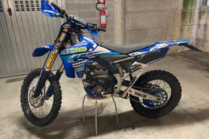 Yamaha WRF 250 2019 omologazione motard