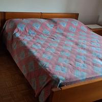 letto matrimoniale + 2 comodini