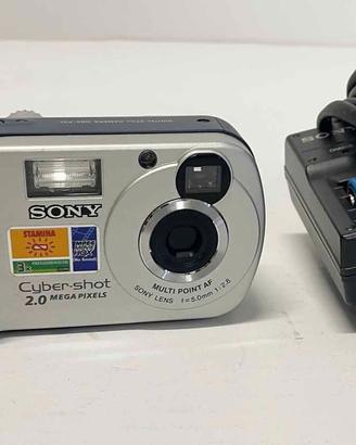 Fotocamera digitale Sony Cyber-shot DSC-P31 2.0MP