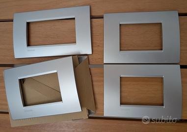 4 Placche Bticino Living International Argento