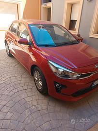 KIA RIO 2022-SOLO 30000 KM