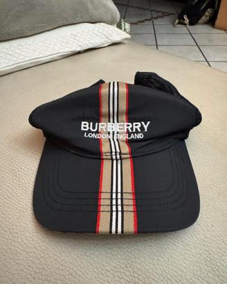 Cappellino Burberry london england