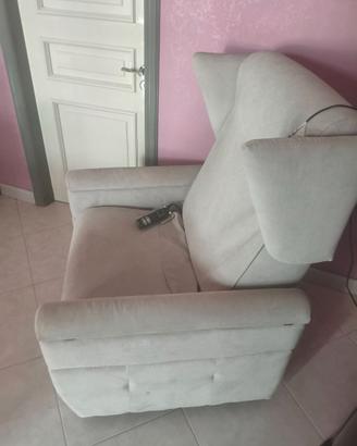 Poltrona sanitaria anziana