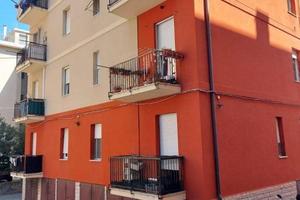 Appartamento di 83 m² con 3 locali e box auto a Pe