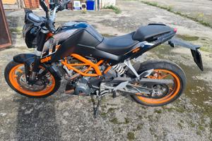 KTM 390 Duke - 2015