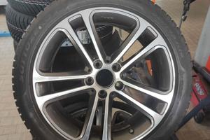 Ruote complete Mercedes Pirelli Sottozero 18