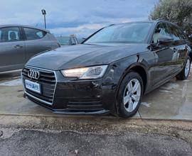 Audi A4 Avant 2.0 TDI 150 CV S tronic 2018 SOLO 10