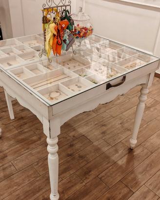 arredo shabby decapato per casa o negozio 