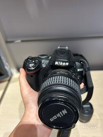 NIKON D3000 + OBIETTIVI 18-55 55-200 mm