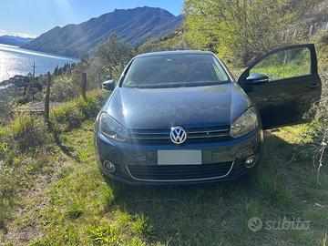 Auto Volkswagen golf 6 usata in buono stato .