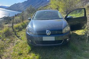 Auto Volkswagen golf 6 usata in buono stato .