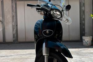 Scarabeo 50 nero 2t