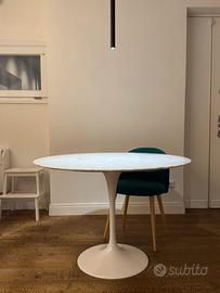 Tavolo copia autenticata Saarinen Knoll - carrara