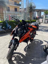 KTM DUKE 390