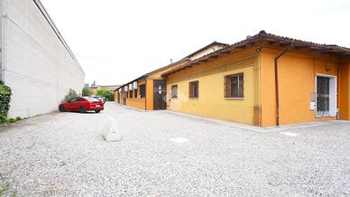 MAGAZZINO A CALDERARA DI RENO
