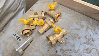 🛠️ Valvola a sfera in ottone 3/4" F x 11/4" F