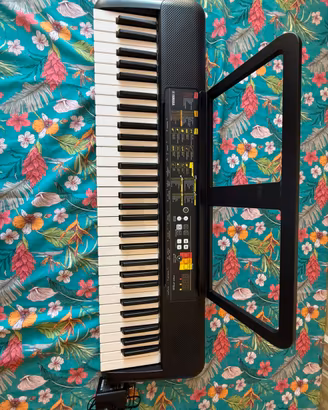 Pianola musicale YAMAHA PSR-F52