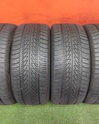 285 45 20 Gomme Invernali GoodYear 285 45R20