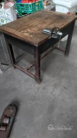 Banco da lavoro in legno 