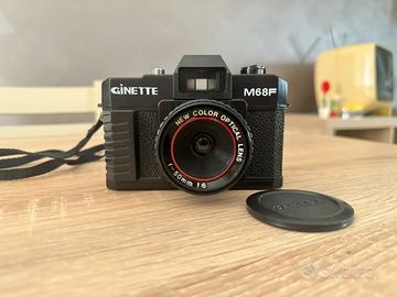 Fotocamera vintage Ginette M68F