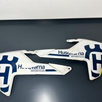 PANNELLI PLASTICHE LATERALI Husqvarna 2016 2018